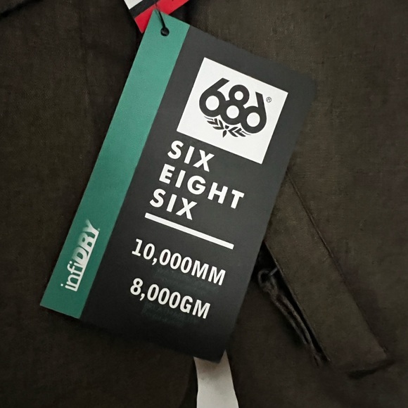 686 Ski/Snowboarding Jacket - Picture 10 of 11